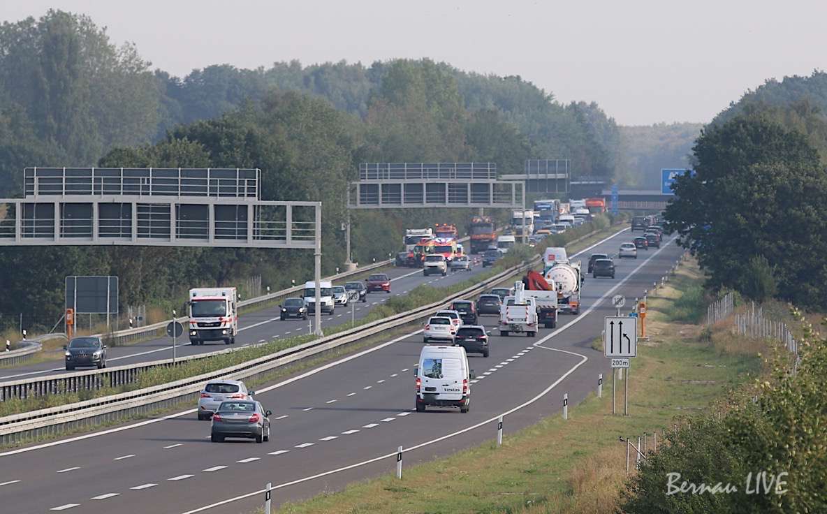 Bernau: Nachtrag zum Unfall auf der A11 - Bernau-Süd - PKW Überschlagen