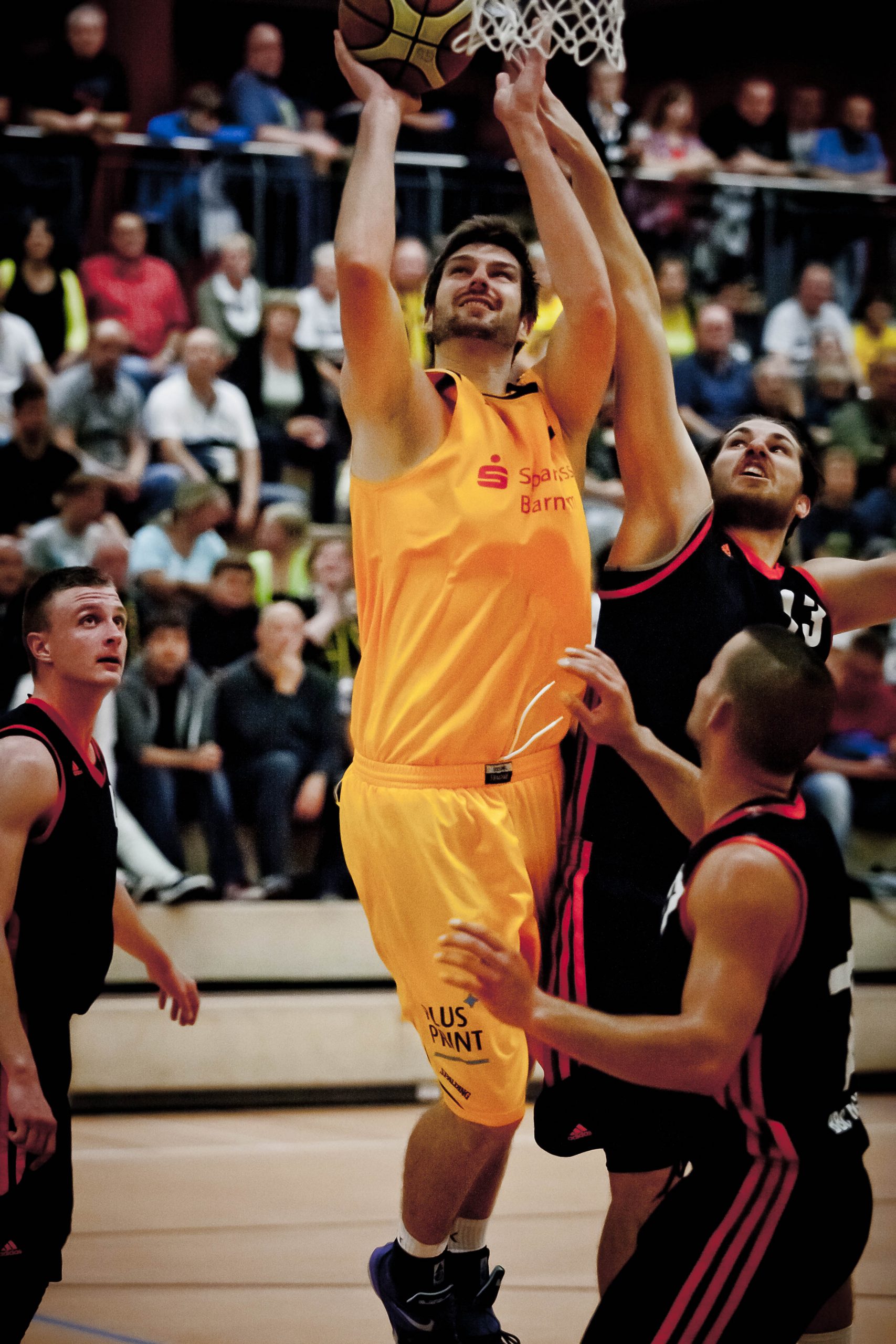 Basketball: Lok Bernau dreht Spitzenspiel gegen Cuxhaven 14 Bernau: LOK Bernau gewann erstes Auswärtsspiel gegen Cuxhaven