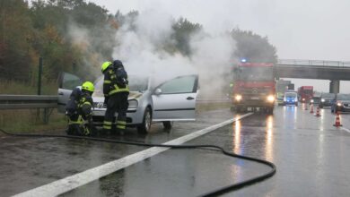 Bernau: PKW - Brand sorgte für Stau auf der A11