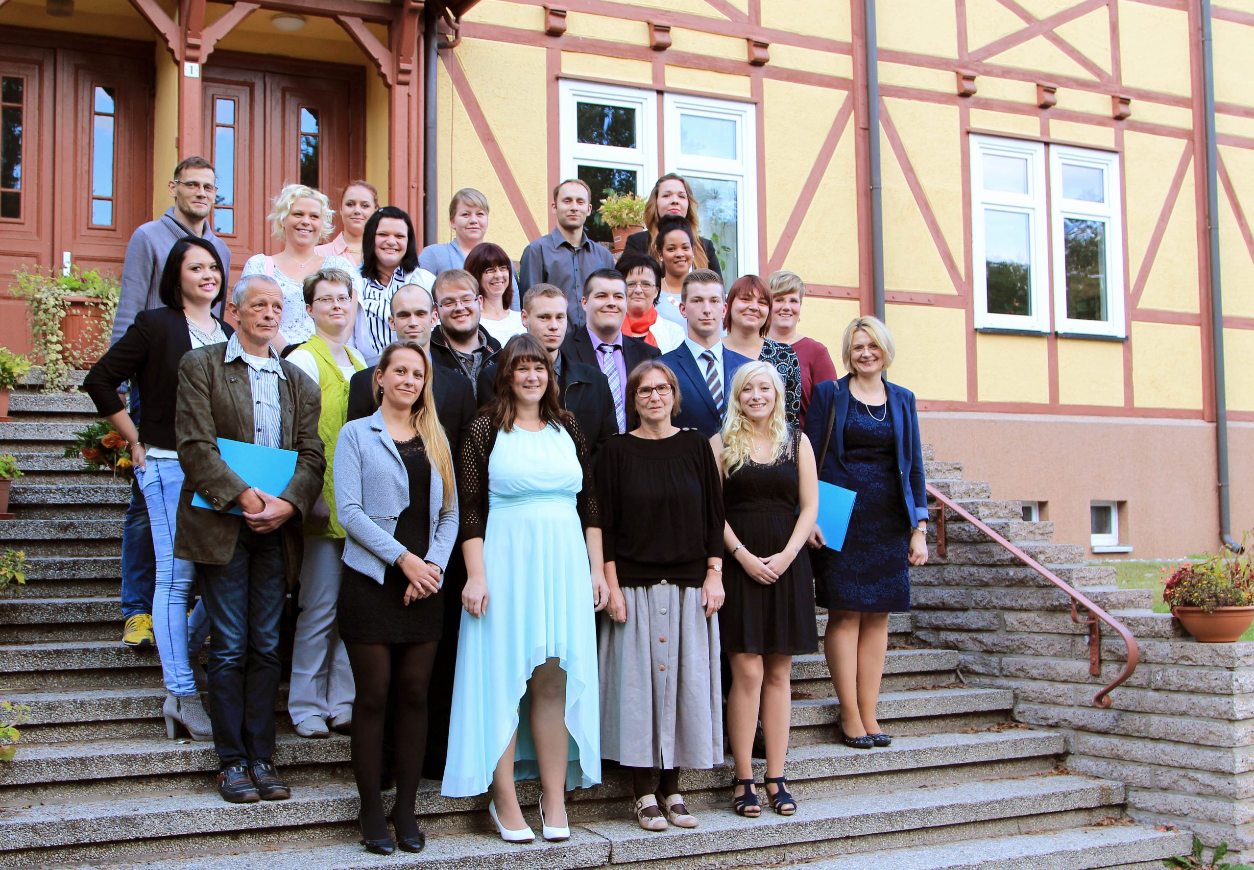 Bernau: Glückwunsch nach Lobetal: Ausbildung bestanden! 6 Glückwunsch nach Lobetal: Ausbildung bestanden!