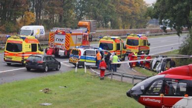 Verkehrsmeldung: Schwerer Unfall Bernau SÜD- PKW überschlagen