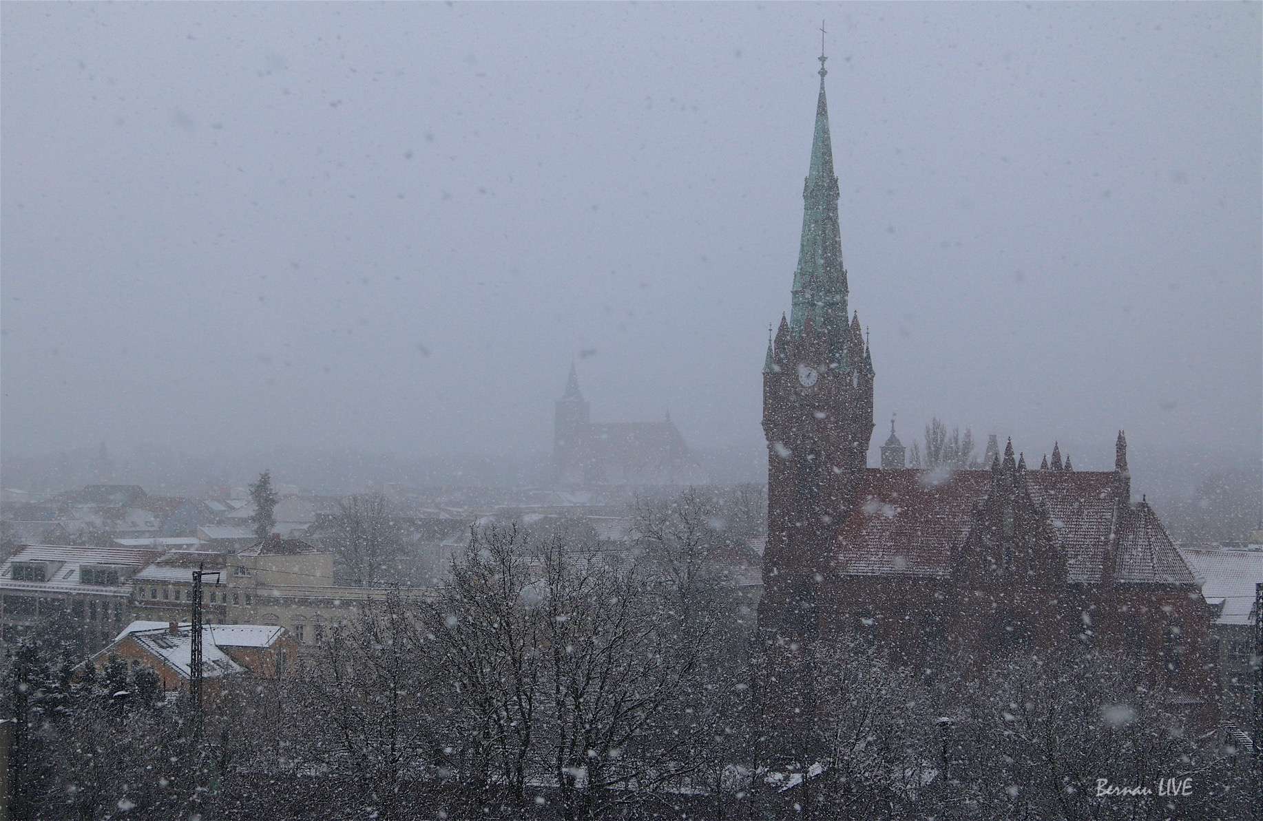Bernau: Dicke Schneeflocken über unserer Stadt