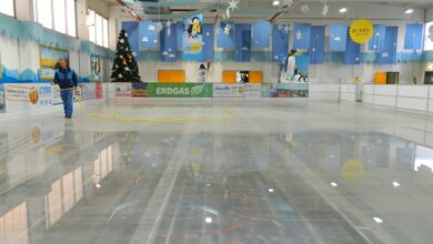 Stadtwerke on Ice: Schlittschuhlaufen in der City von Bernau