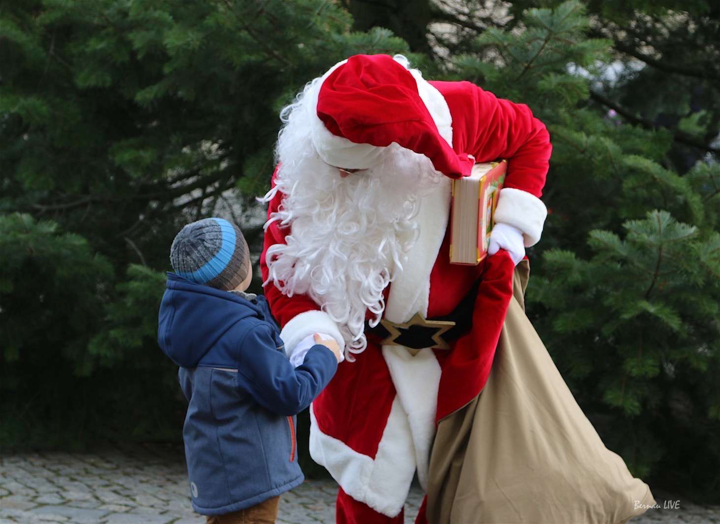 Santa in Town - Nikolausshopping in der Innenstadt von Bernau
