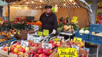 4 Grad, Wind, Regen - Guten Morgen vom Marktplatz Bernau