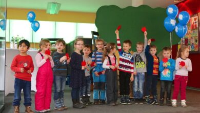 Heute vor genau 25 Jahren wurden die Stadtwerke Bernau gegründet. Mit einem ganz besonderen Wunschbaum sowie einem Geburtstagsständchen des Kindergartens "Angergang" startete Geschäftsführerin Bärbel Köhler heute Vormittag in das Jubiläumsjahr.