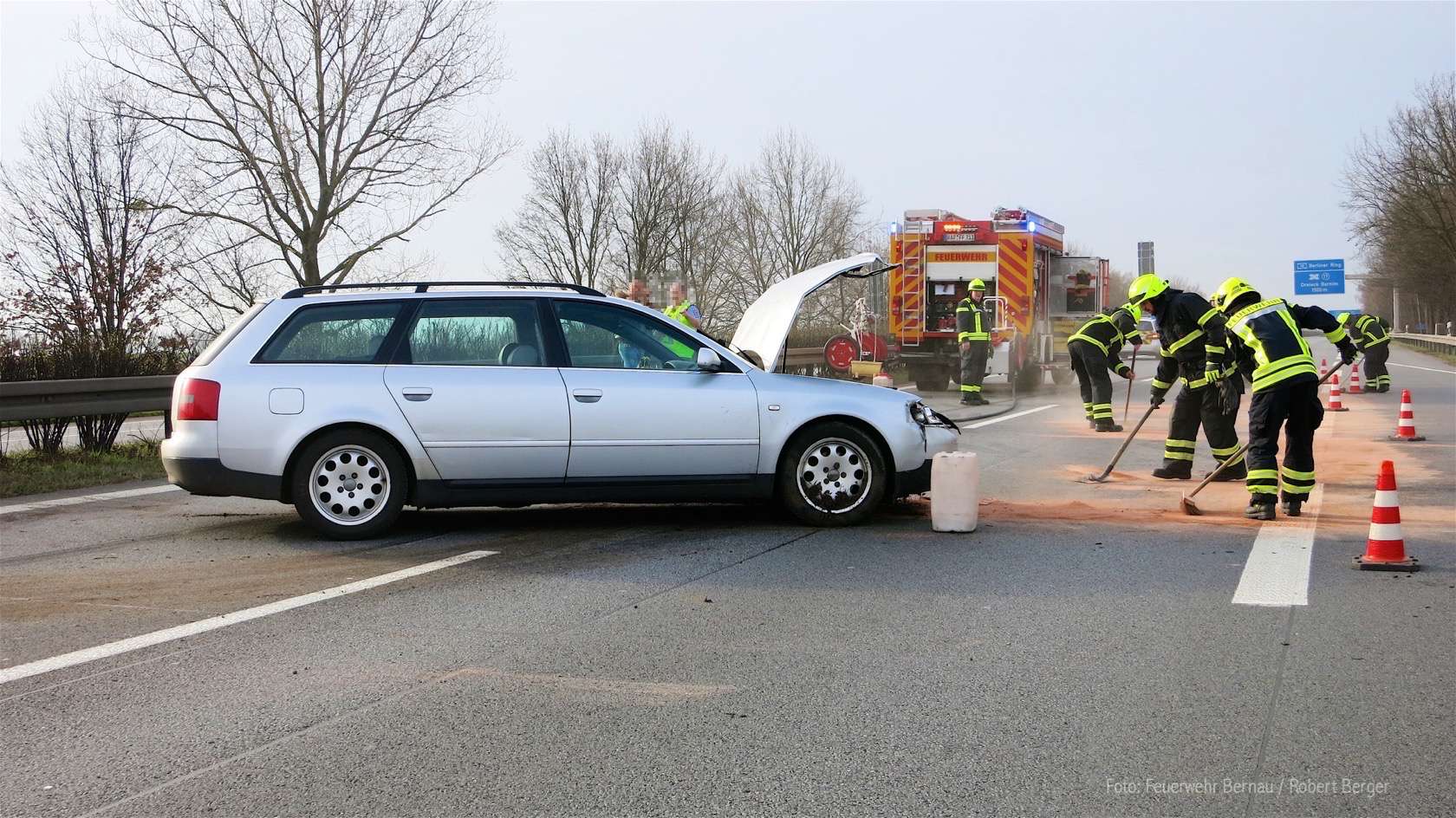 Unfall auf der BAB 11 sorgte für Vollsperrung der Autobahn 5 Bernau - Unfall BAB 11 - Bernau - Süd