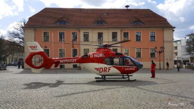 DRF Luftrettung: Christoph 64 auf dem Marktplatz Bernau