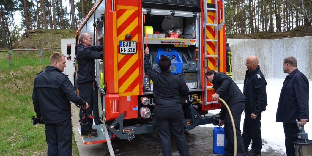 Bernau: FFW Schönow erhielt neues Löschgruppenfahrzeug 4 Löschzug Schönow: Abholung des neuen Fahrzeugs