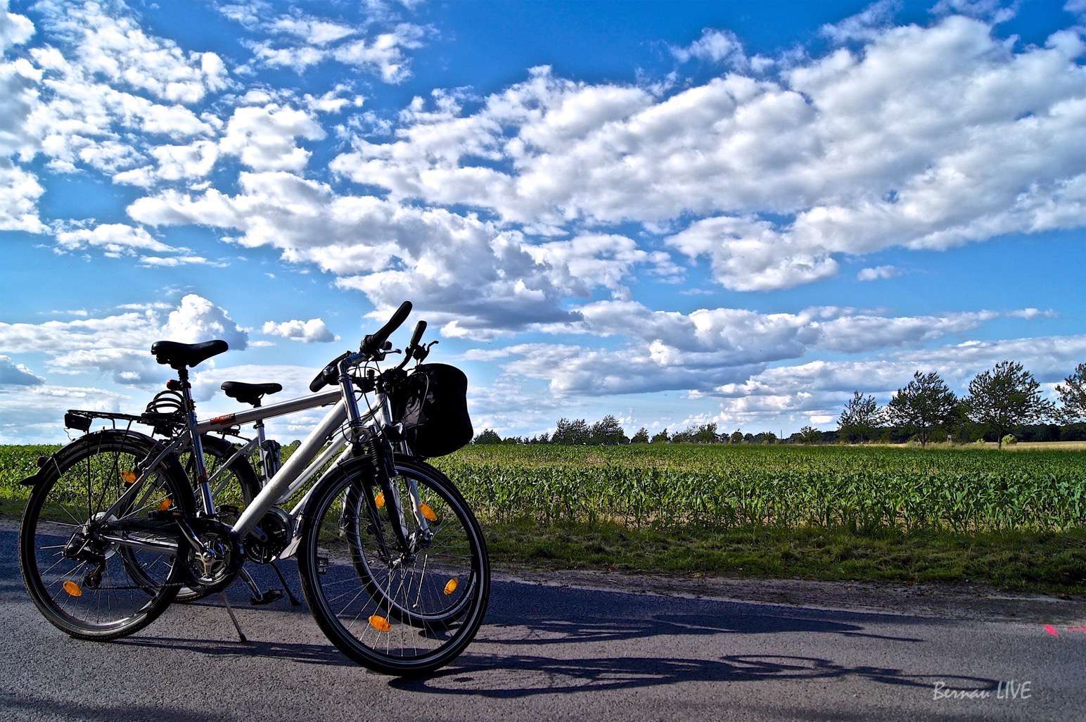 Bernau: Euch ein schönes Wochenende, vielleicht mit ner Fahrradtour?
