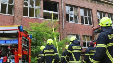 Feuerwehr Bernau - Brand Heeresbekleidungsamt