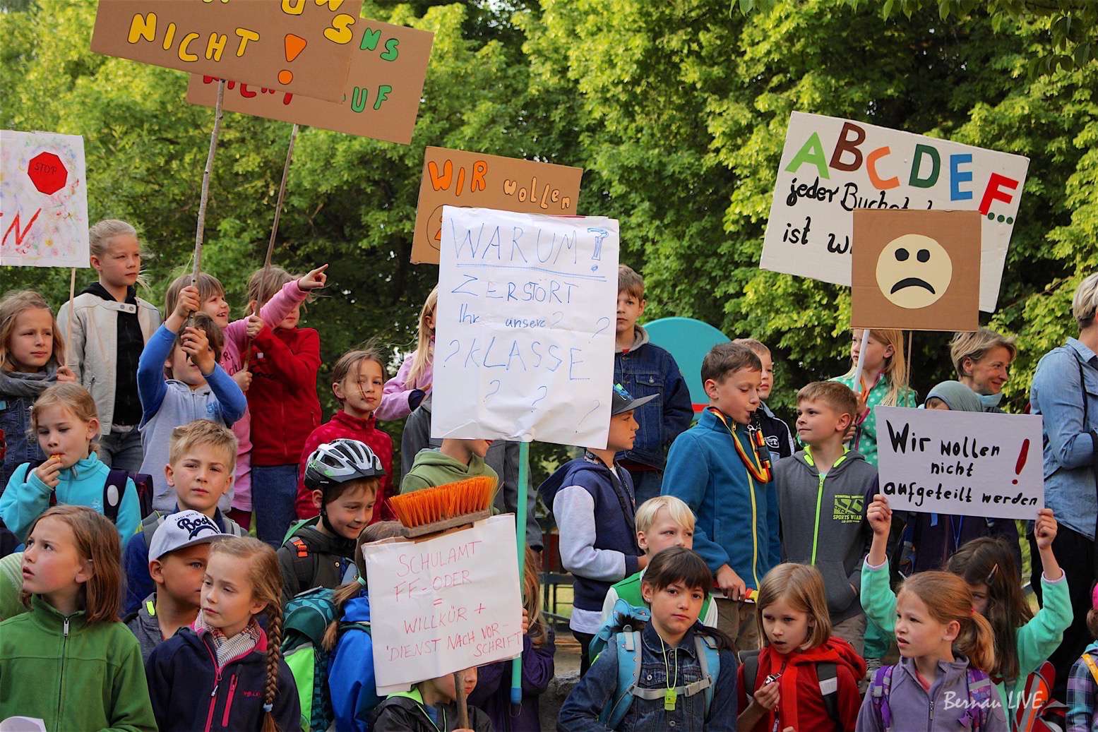 Demo an der Grundschule in Zepernick