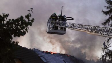 Großbrand beschäftigt Feuerwehren in Neu Lindenberg 14 Großbrand in Neu Lindenberg