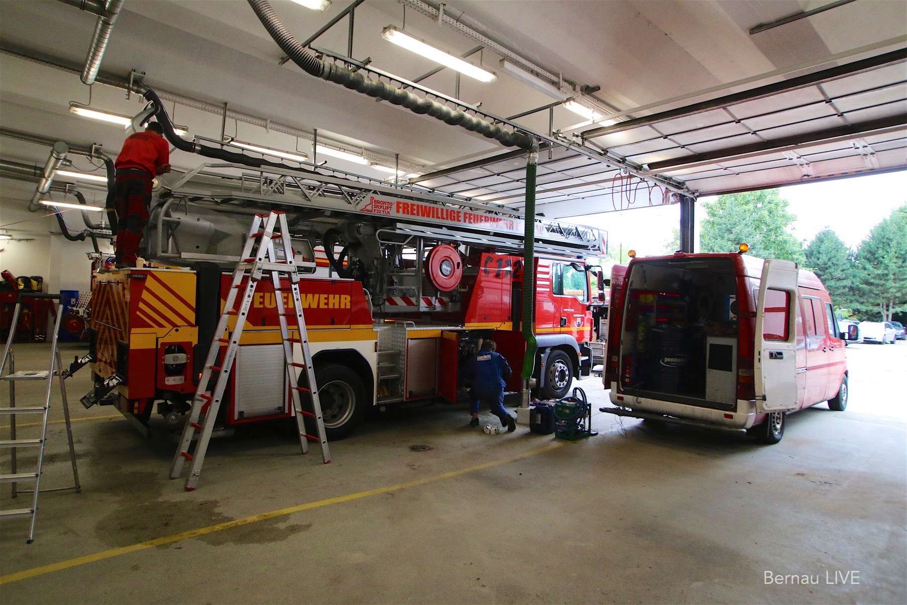 Feuerwehr Bernau - Bronto Skylift funktioniert wieder