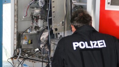 Fahrkartenautomat in Bernau - Friedenstal gesprengt