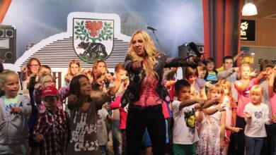 LOONA sorgte für Mega Stimmung in der Bahnhofs-Passage Bernau