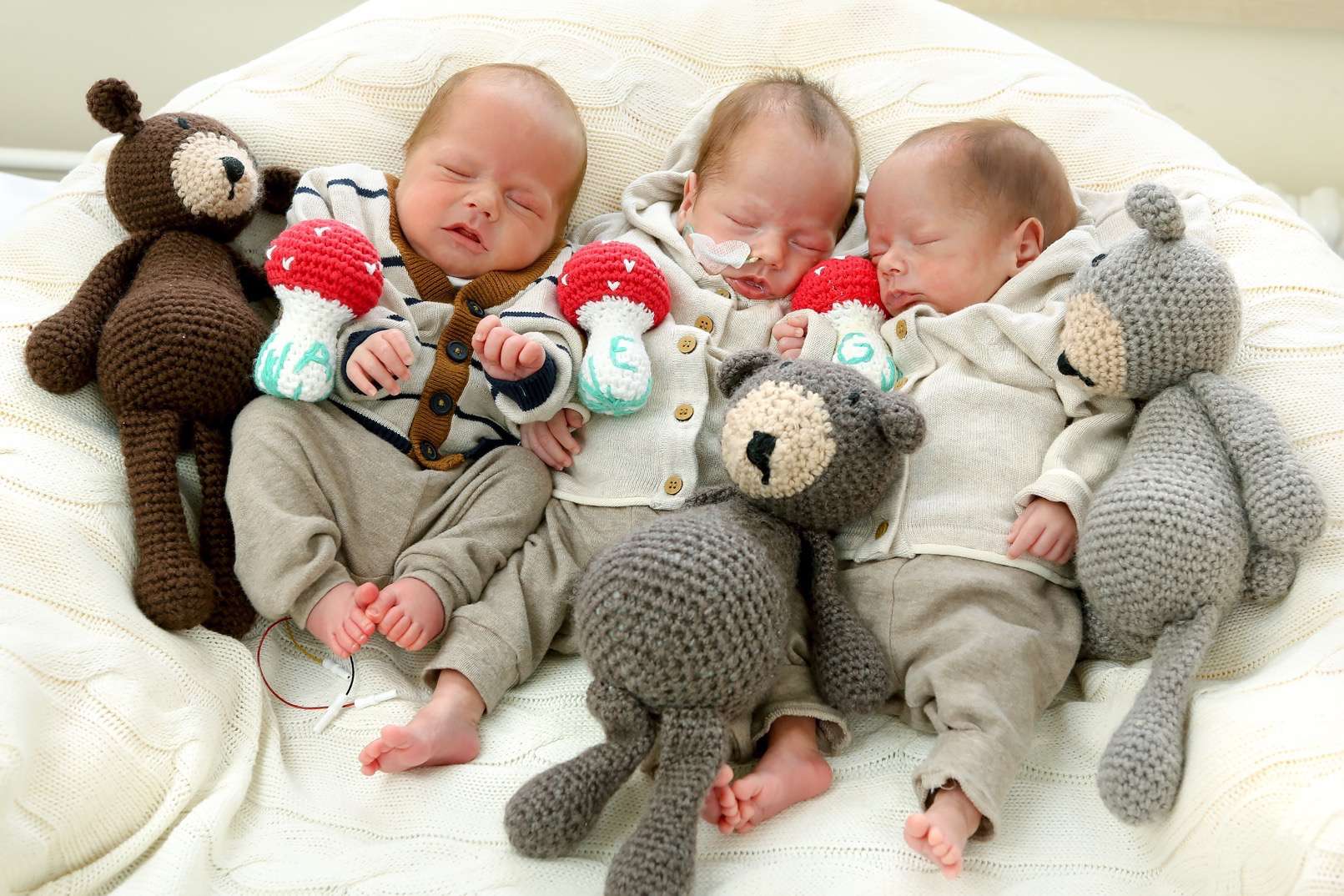 Helios Klinikum: Glückwunsch: Alfred, Edgar und Gustav: Babyglück im Dreierpack