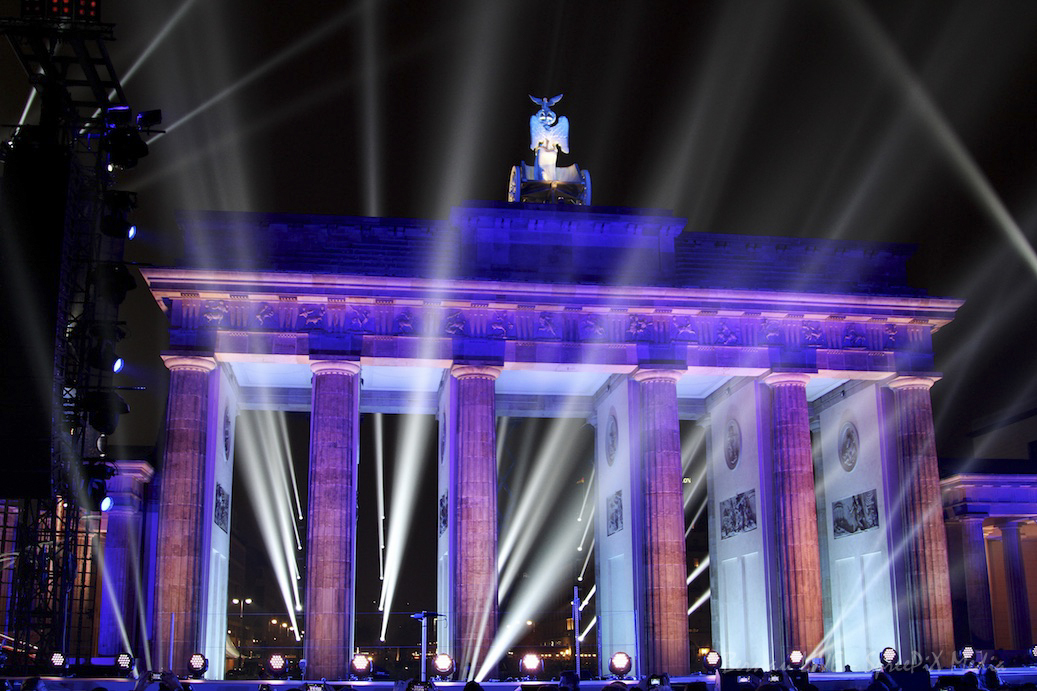 Berlin: Gedenkkonzert am Brandenburger Tor - Täter Anis Amri erschossen