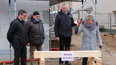 Die Stadtwerke Bernauer feiern Richtfest zum Erweiterungsbau