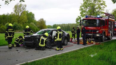 Bernau: Schwerer Verkehrsunfall und ausgesetzte Schulkinder