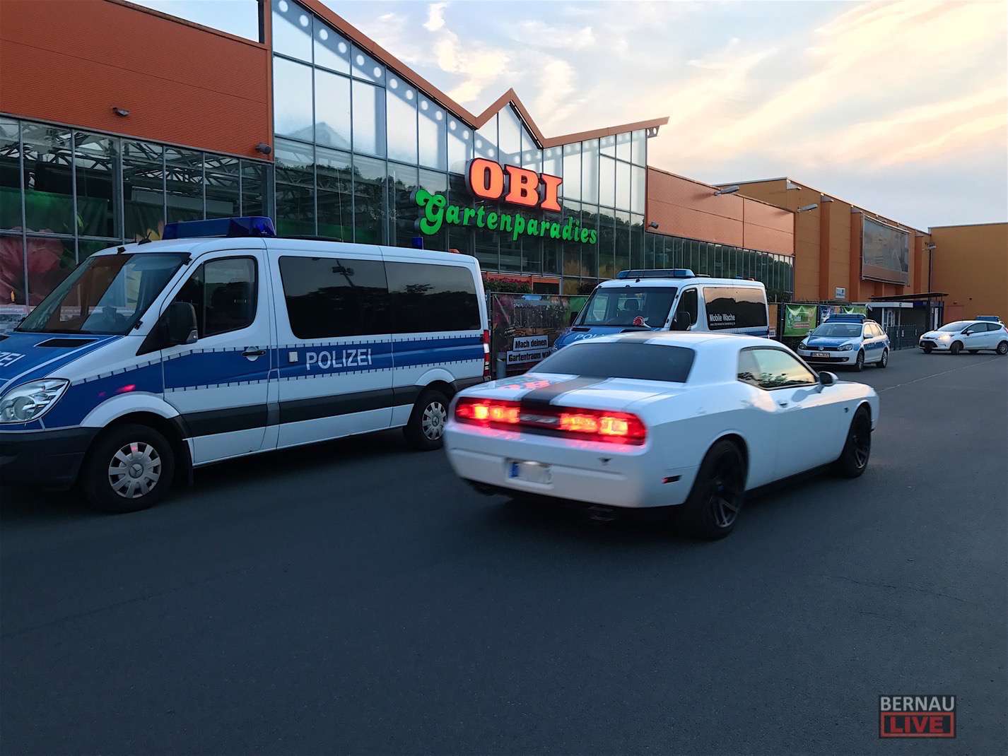 Polizei: Fahrzeugtreffen in Bernau der etwas anderen Art