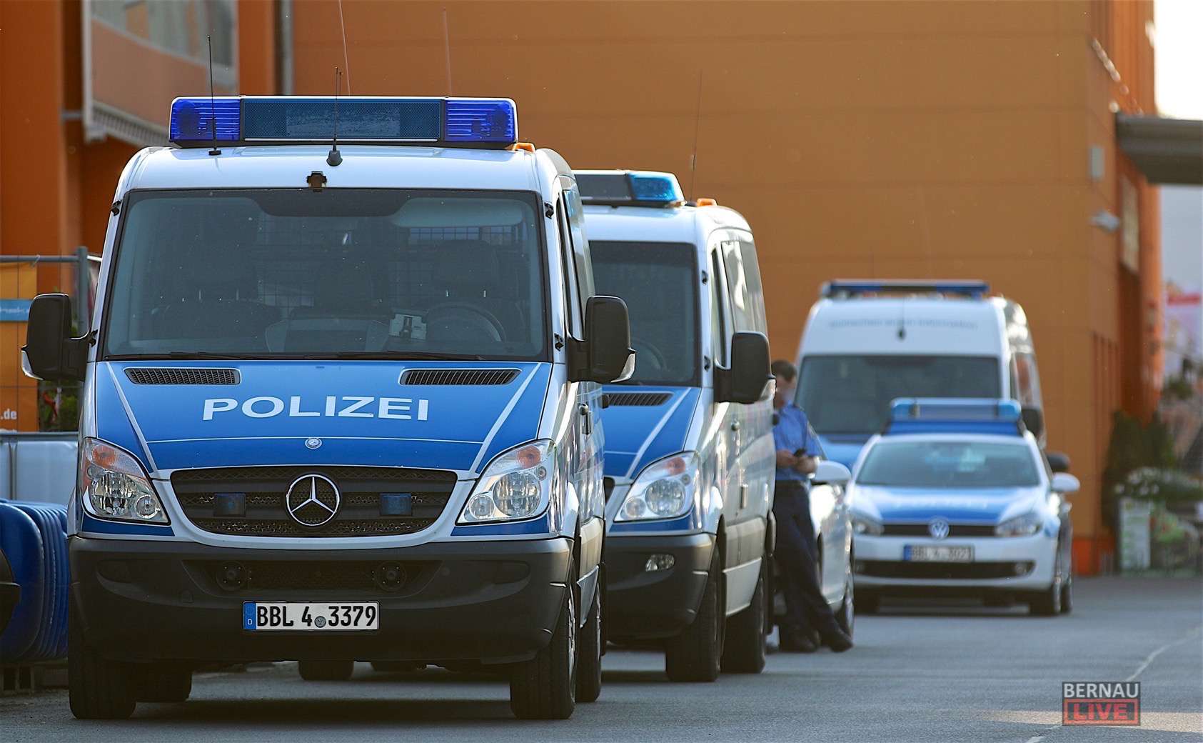 Polizei: Fahrzeugtreffen in Bernau der etwas anderen Art