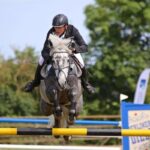 Spitzensport im Pferdesattel zog hunderte Besucher nach Ladeburg 18 Bernau: Spitzensport im Pferdesattel zog hunderte Besucher nach Ladeburg