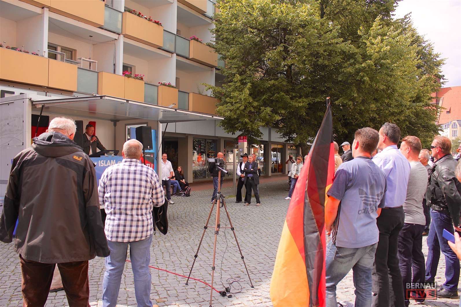 Bernau: AfD Kundgebung sorgte für eine Innenstadt voller Polizei