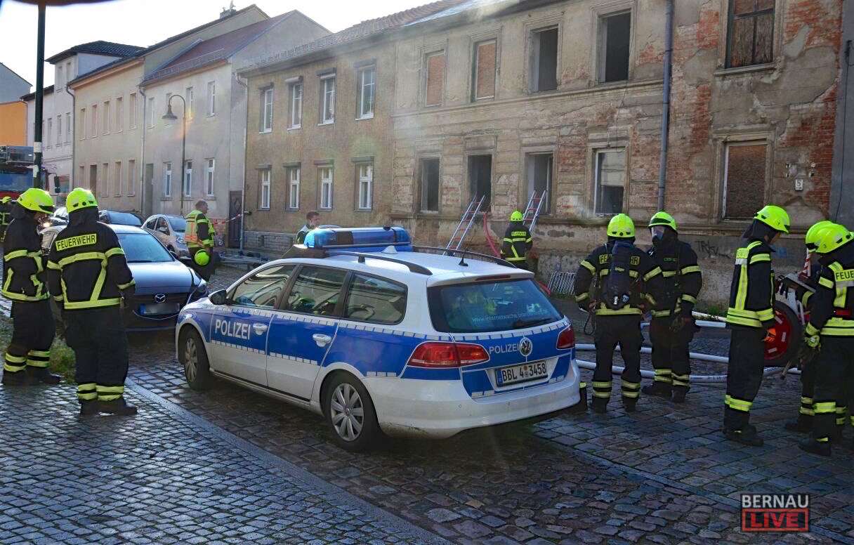Bernau: Hausbrand in der Wallstraße - war es Brandstiftung?