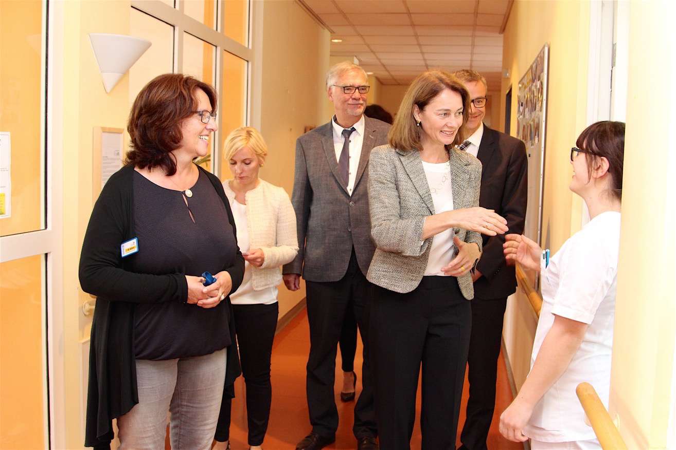 Bundesministerin zu Gast im Lobetaler Lazarus Hospiz 3 Bundesministerin zu Gast im Lobetaler Lazarus Hospiz