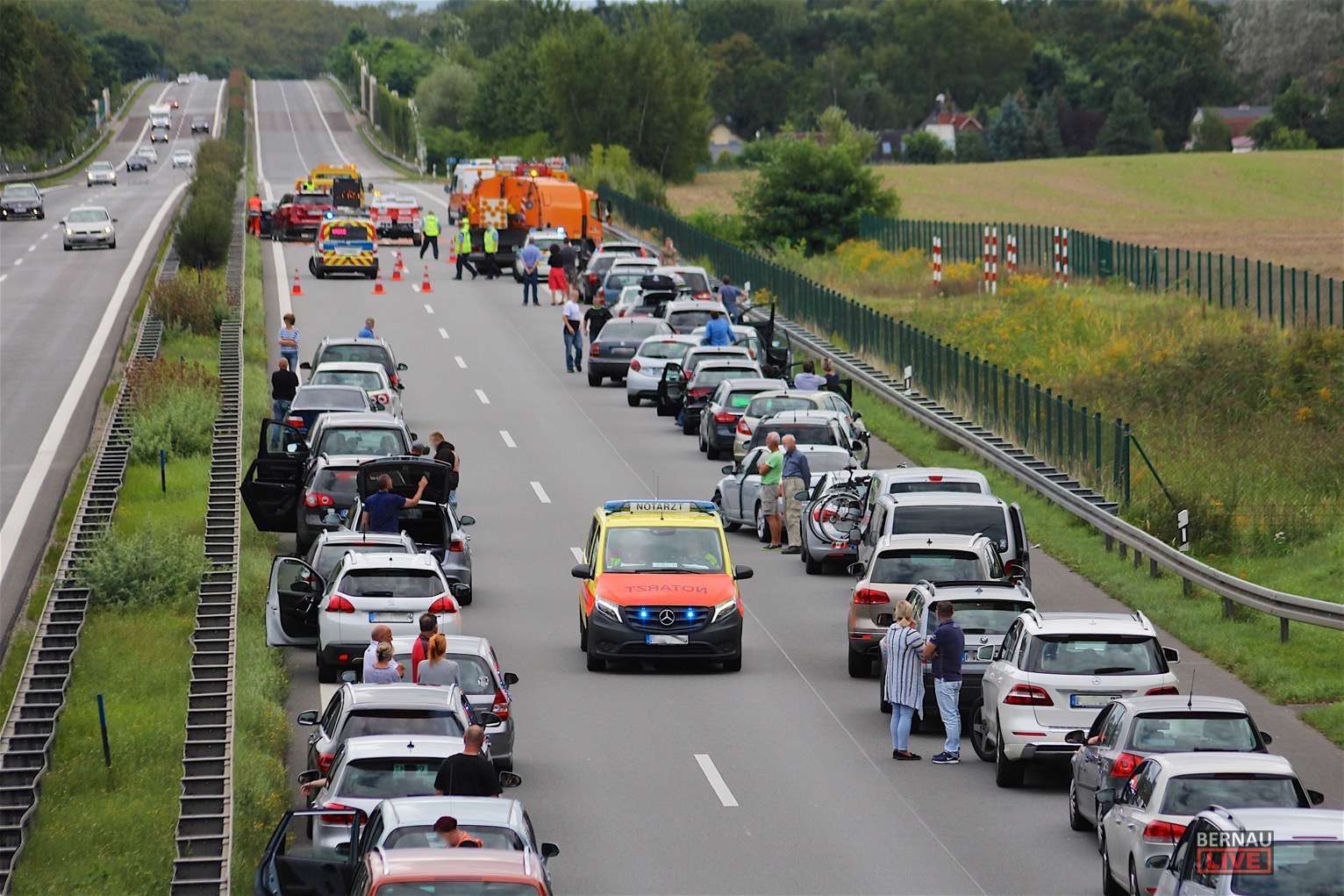 Bernau: Unfall auf der BAB 11 forderte 7 verletzte Personen