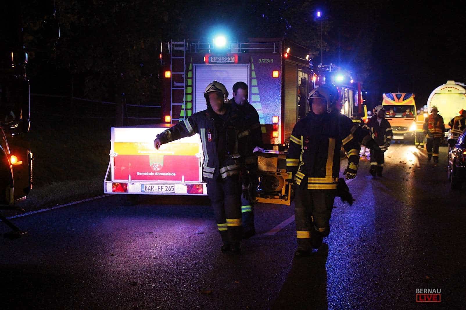Blumberg: PKW schleudert in Tanklastzug - 2 Menschen starben