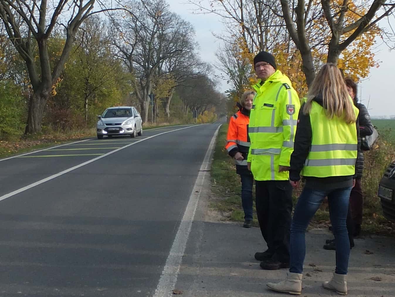Bernau: Rüttelstreifen an gefährlicher Kreuzung (L31) zeigen Wirkung 4 Bernau: Rüttelstreifen an gefährlicher Kreuzung (L31) zeigen Wirkung