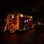 Martinsumzug der Kita Angergang durch Bernau 8 Schönow: Hunderte Kinder mit Laternen und eine beleuchtete Oma