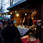 Gut besucht, der Weihnachtsmarkt in Ladeburg mit "neuem" Baum 19 Gut besucht, der Weihnachtsmarkt in Ladeburg mit "neuem" Baum