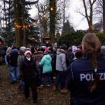 Gut besucht, der Weihnachtsmarkt in Ladeburg mit "neuem" Baum 17 Bernau LIVE