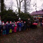 Gut besucht, der Weihnachtsmarkt in Ladeburg mit "neuem" Baum 13 Bernau LIVE