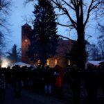 Gut besucht, der Weihnachtsmarkt in Ladeburg mit "neuem" Baum 4 Bernau LIVE