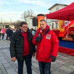 Über 700 Gratis-Weihnachtsstollen in Bernau von BB Radio verteilt 13 700 Gratis-Weihnachtsstollen in Bernau von BB Radio verteilt