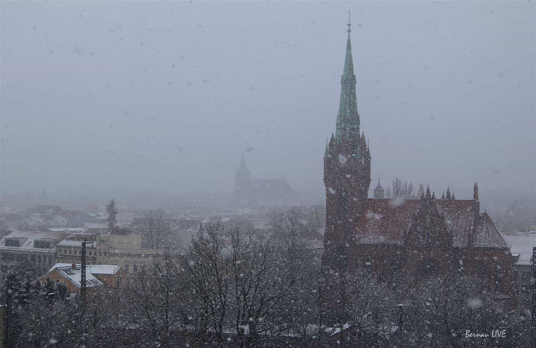 Bernau - Barnim: Mit Schneeflocken in das 2. Advent-Wochenende