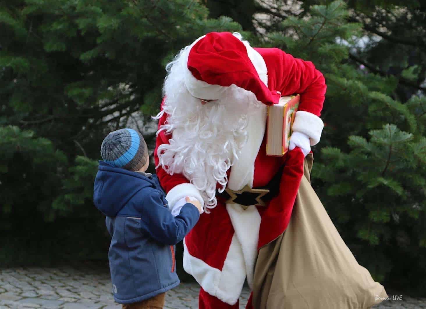 Bernau: Morgen Nachmittag ist der Nikolaus in der Innenstadt unterwegs