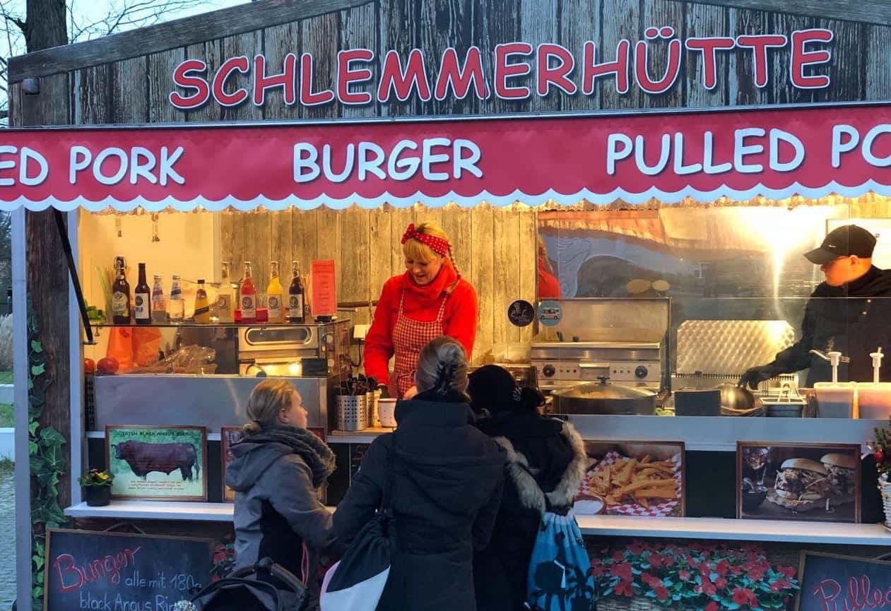Mittagstipp: Lecker Burger auf dem Wochenmarkt in Bernau