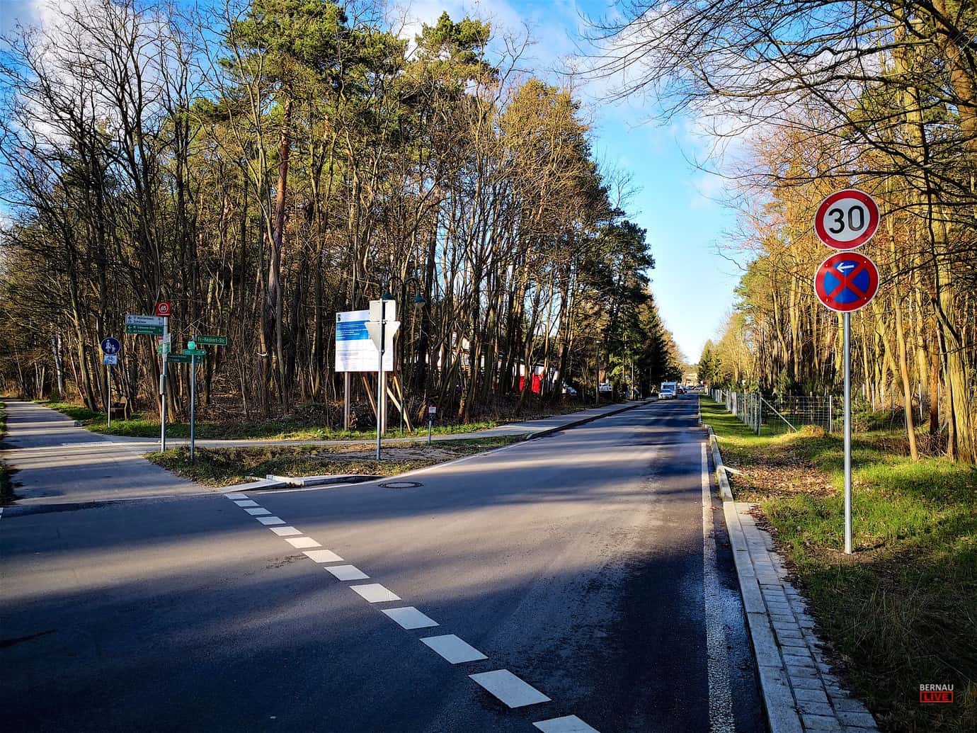 Bernau - Waldfrieden: Sorge um 40 cm beim Straßenausbau