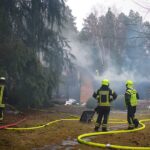 Hausbrand in Klosterfelde - Feuerwehren seit 7 Stunden im Einsatz 6 Bernau LIVE