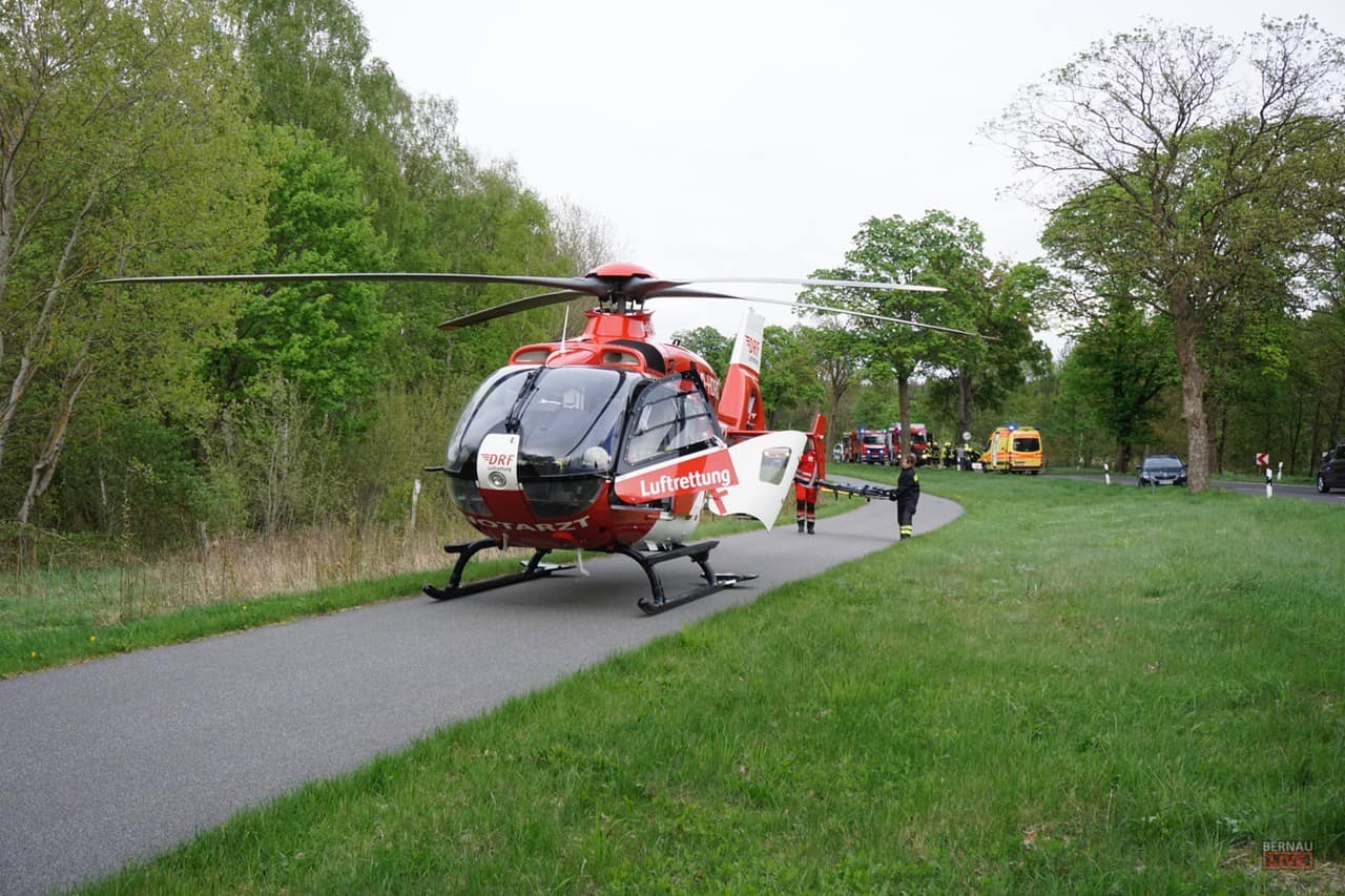Motorradfahrer bei einem Unfall in Bernau schwerst verletzt 3 Motorradfahrer bei einem Unfall in Bernau schwerst verletzt