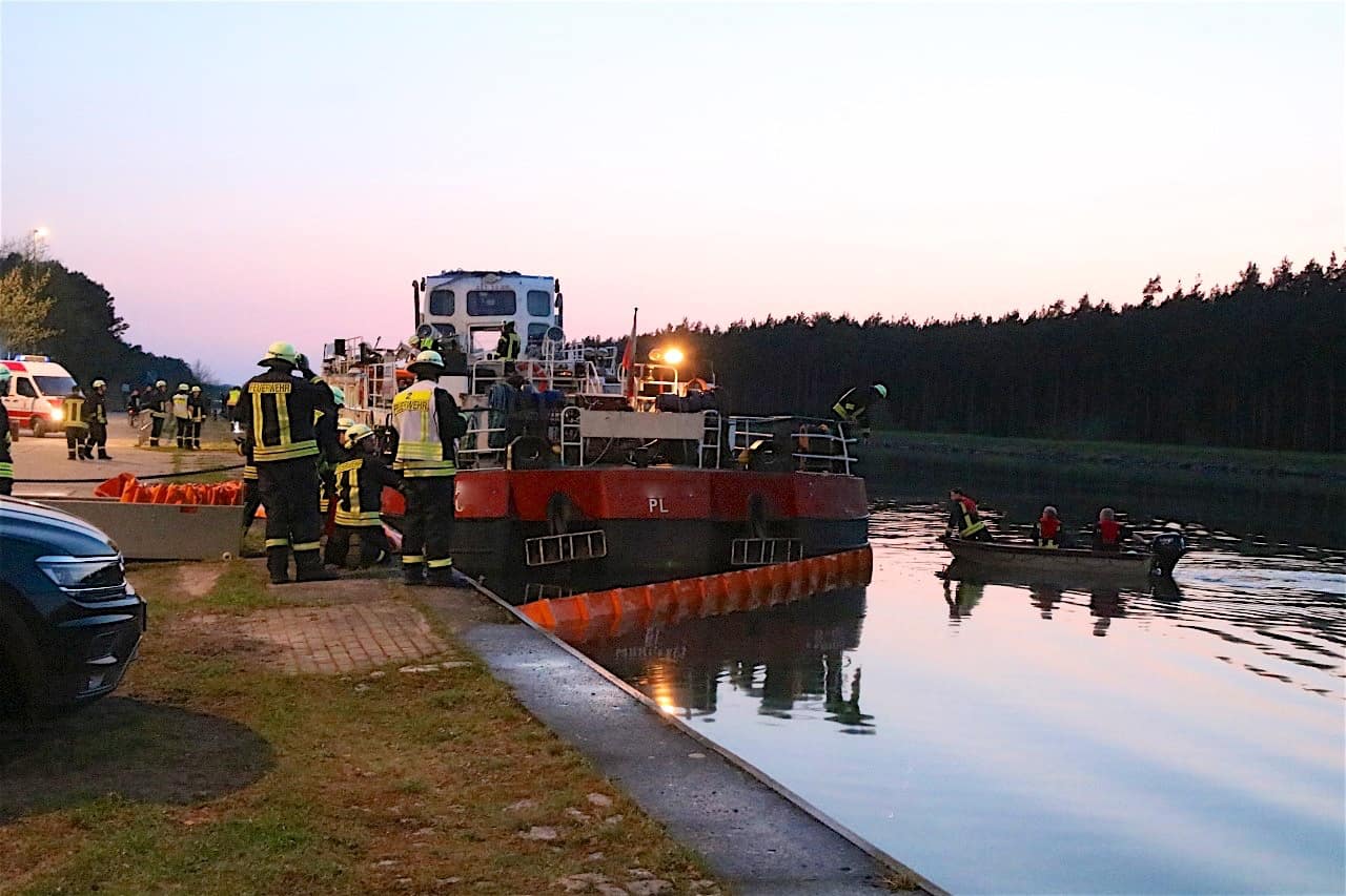 Zwei Personen bei Schiffsunfall in Eberswalde verletzt