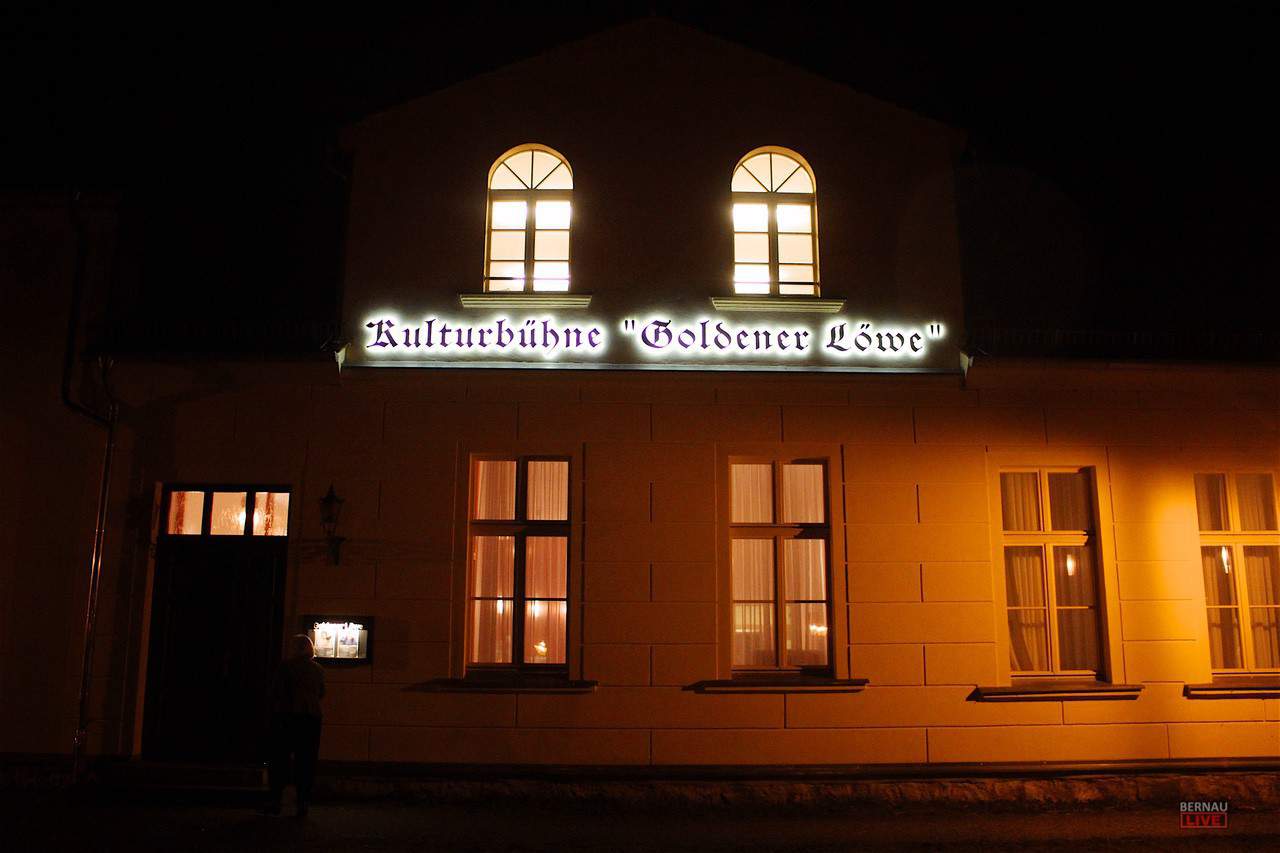 SUPERillu Stadtgespräch - Ein Abend mit Wolfgang Lippert - Freikarten 7 Wandlitz - SUPERillu Stadtgepräch - Ein Abend mit Wolfgang Lippert - Freikarten