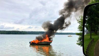 Altenhof - Barnim: Boot am Werbellinsee ausgebrannt - eine Person schwer verletzt