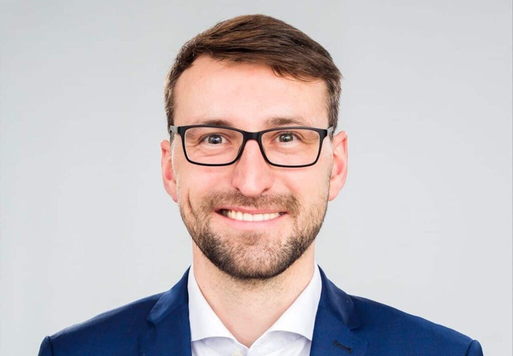 Daniel Kurth bleibt Landrat im Barnim, Maximilian Wonke gewinnt in Panketal 2 Panketal hat gewählt: Maximilian Wonke ist neuer Bürgermeister