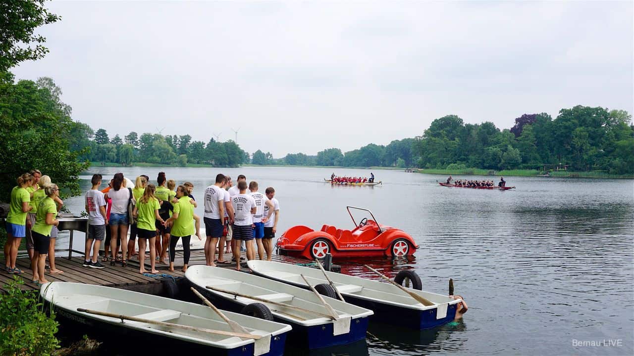 Fischerstube Stolzenhagen: 10. Drachenbootrennen gestartet